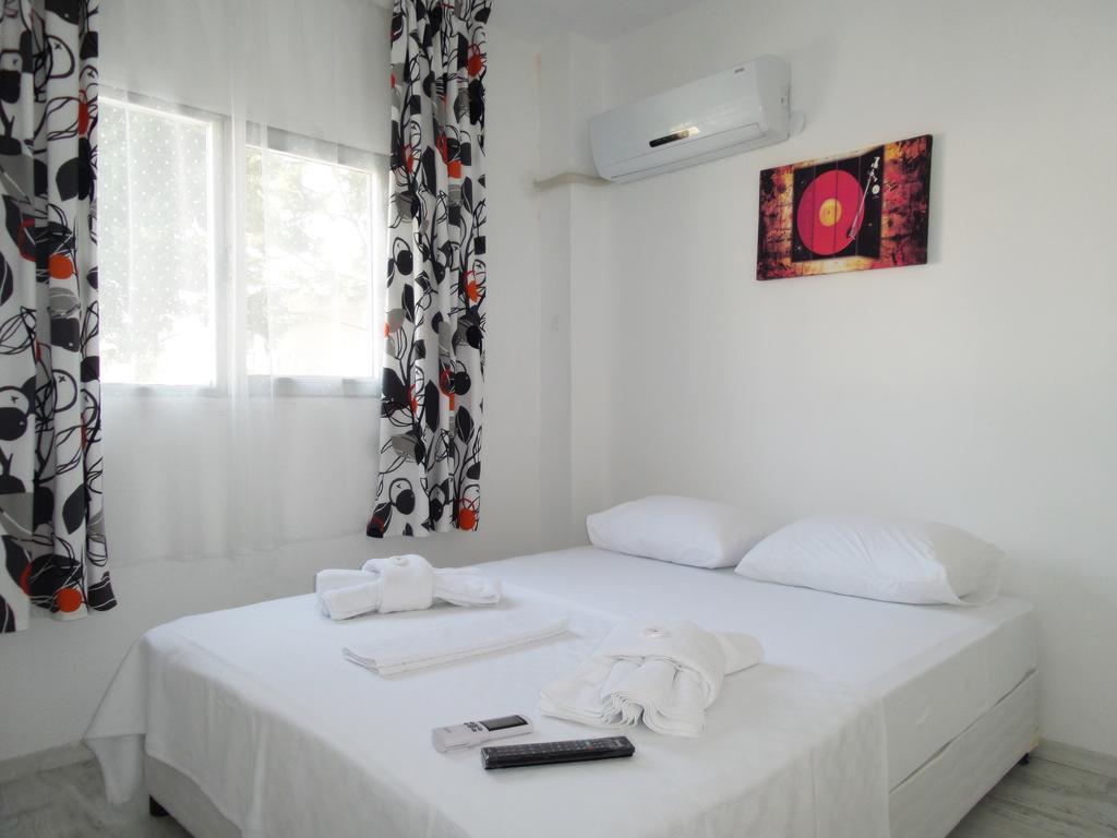 Fullmoon Rooms Cesme Exterior foto