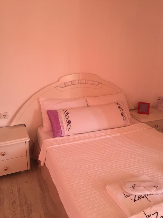 Fullmoon Rooms Cesme Exterior foto