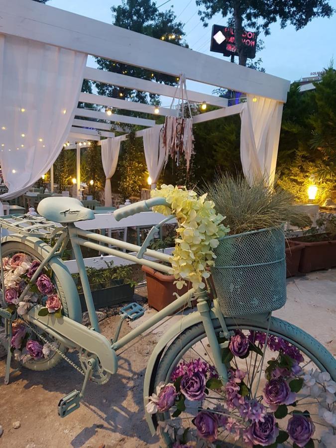 Fullmoon Rooms Cesme Exterior foto
