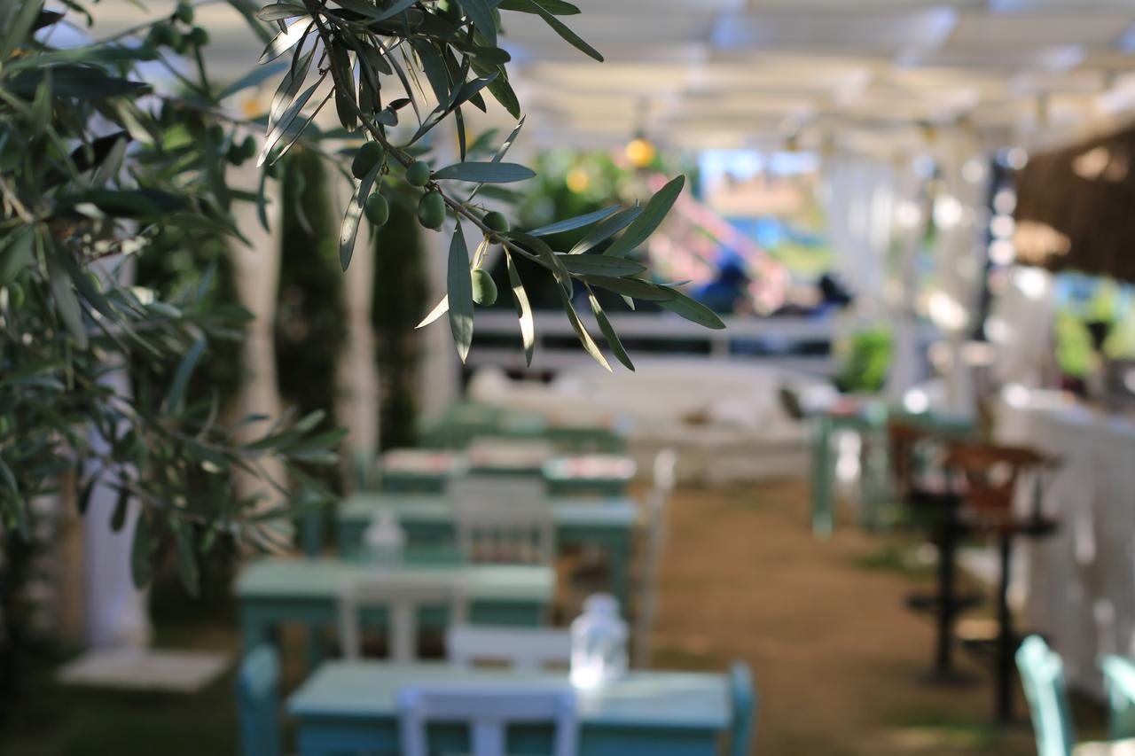 Fullmoon Rooms Cesme Exterior foto